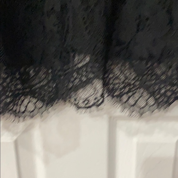 Black lace dress - Picture 4 of 7